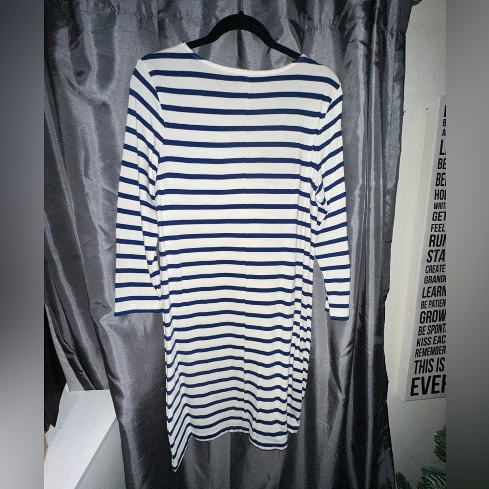 Old navy stripped dress size medium